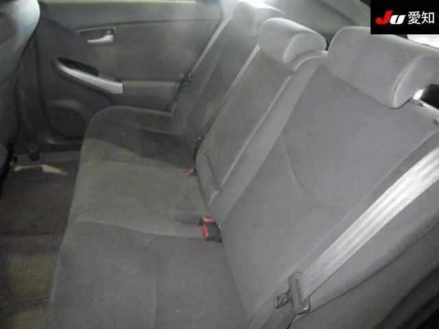 TOYOTA PRIUS 2011
