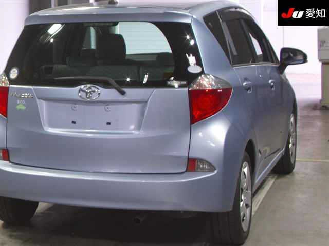 TOYOTA RACTIS 2011