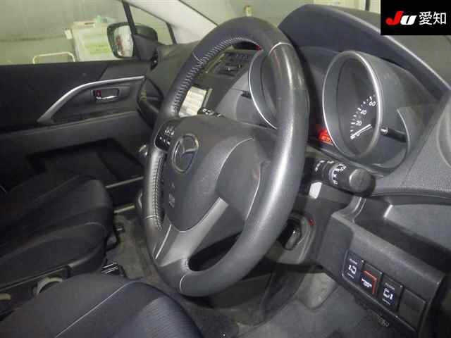 MAZDA PREMACY 2011