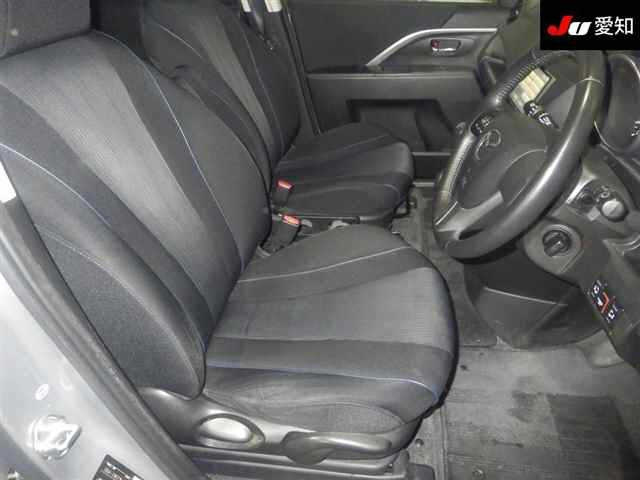 MAZDA PREMACY 2011