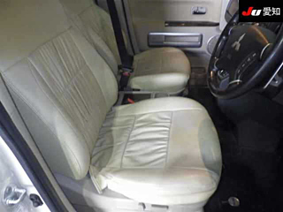 MITSUBISHI DELICA D5 2010