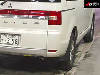 MITSUBISHI DELICA D5 2010