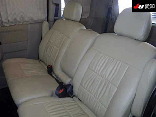 MITSUBISHI DELICA D5 2010