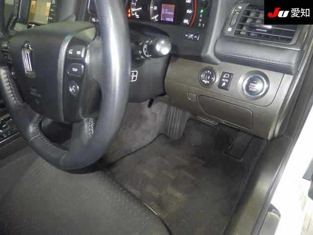 TOYOTA CROWN 2008