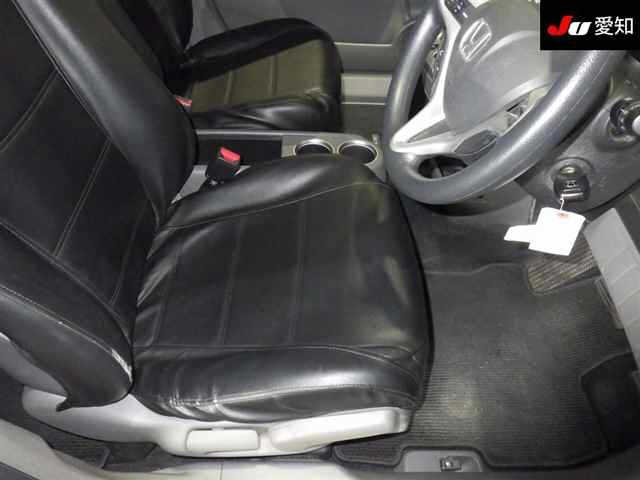HONDA STREAM 2010
