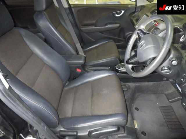 HONDA FIT SHUTTLE 2013