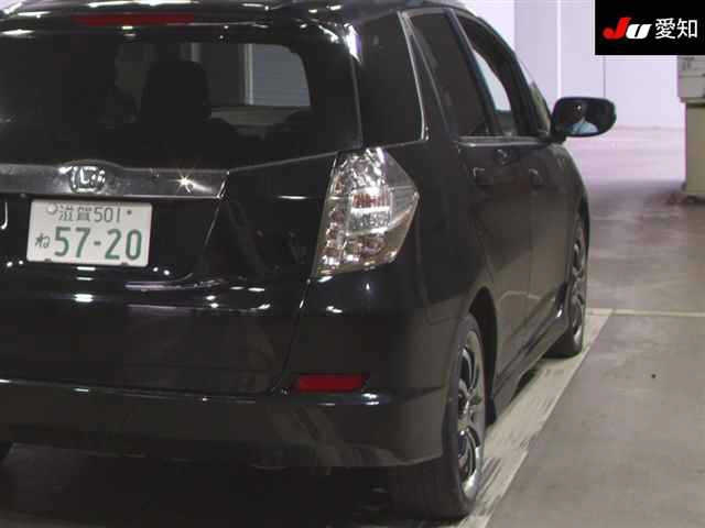 HONDA FIT SHUTTLE 2013