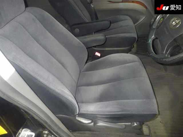 TOYOTA ESTIMA 2010