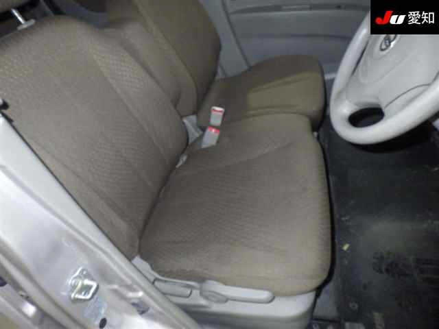NISSAN ROOX 2010