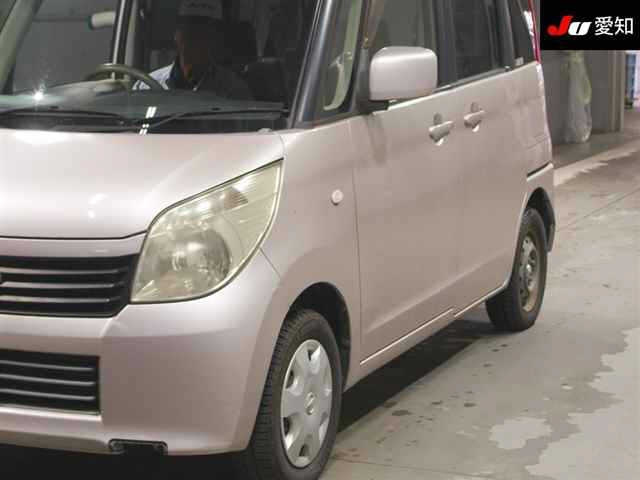 NISSAN ROOX 2010
