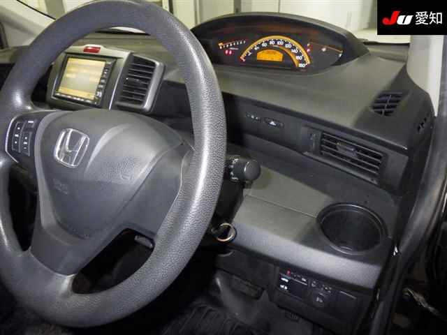 HONDA FREED 2009