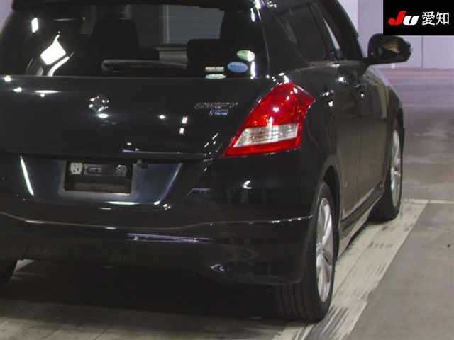 SUZUKI SWIFT 2015