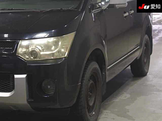 MITSUBISHI DELICA D5 2010