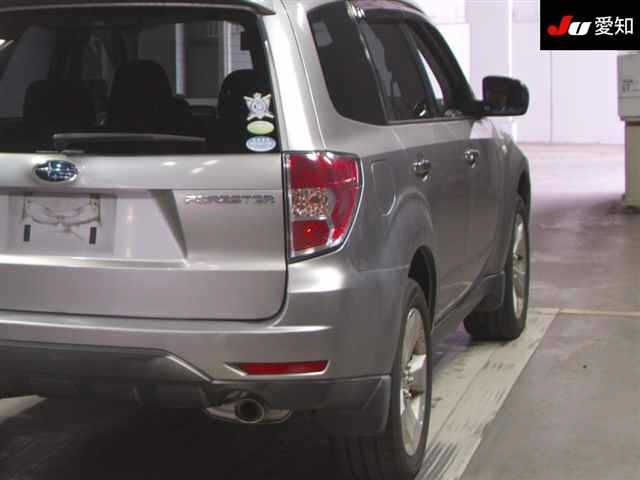 SUBARU FORESTER 2010