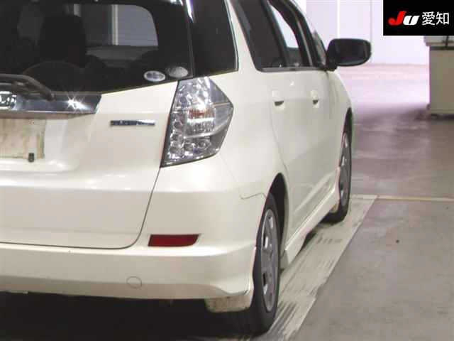 HONDA FIT SHUTTLE 2011