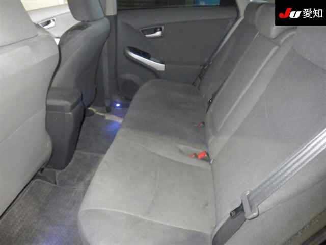 TOYOTA PRIUS 2010
