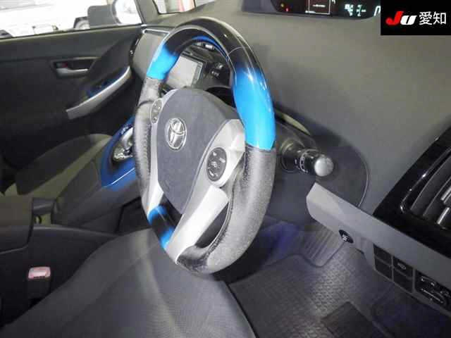 TOYOTA PRIUS 2010