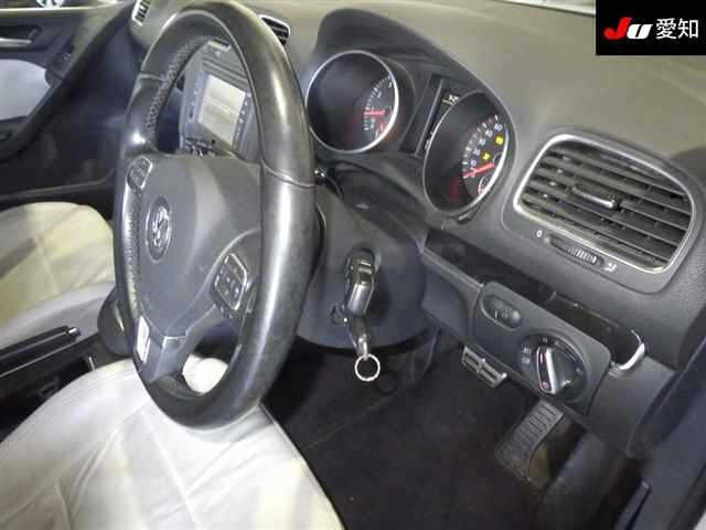 VOLKSWAGEN GOLF CABRIOLET 2012