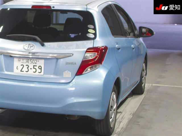 TOYOTA VITZ 2014