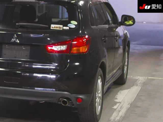MITSUBISHI RVR 2013