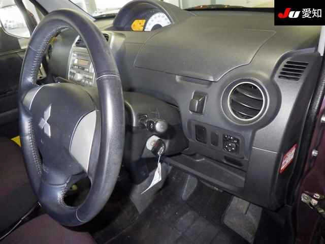 MITSUBISHI TOPPO 2009