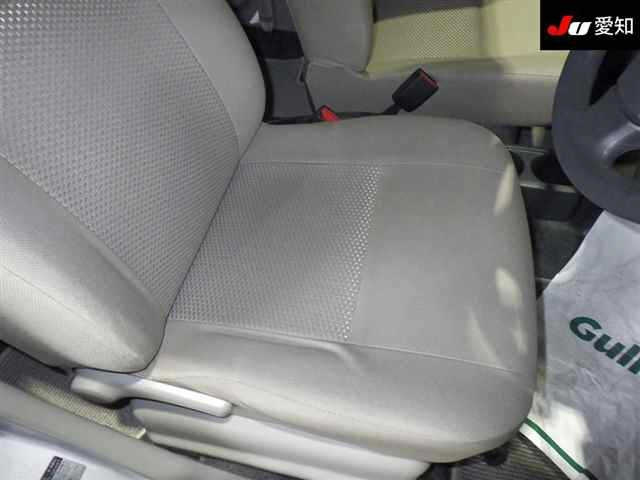 DAIHATSU MIRA E S 2012