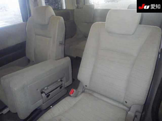 HONDA STEP WAGON 2011