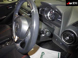 MAZDA DEMIO 2015
