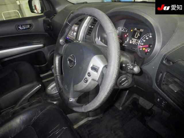 NISSAN X-TRAIL 2013