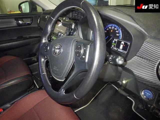 TOYOTA COROLLA FIELDER 2013