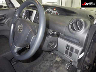 DAIHATSU TANTO 2008