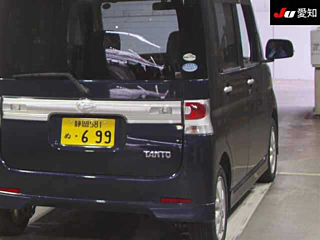 DAIHATSU TANTO 2008