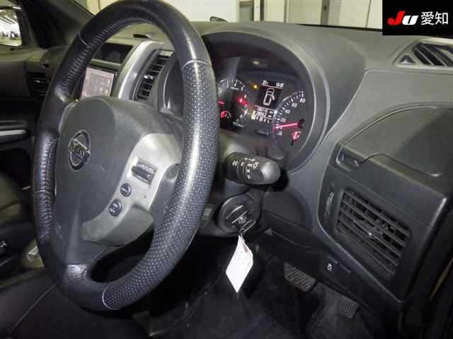 NISSAN X-TRAIL 2012