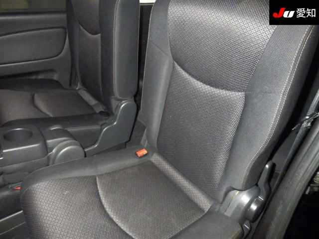 NISSAN SERENA 2010