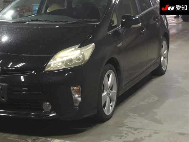 TOYOTA PRIUS 2013