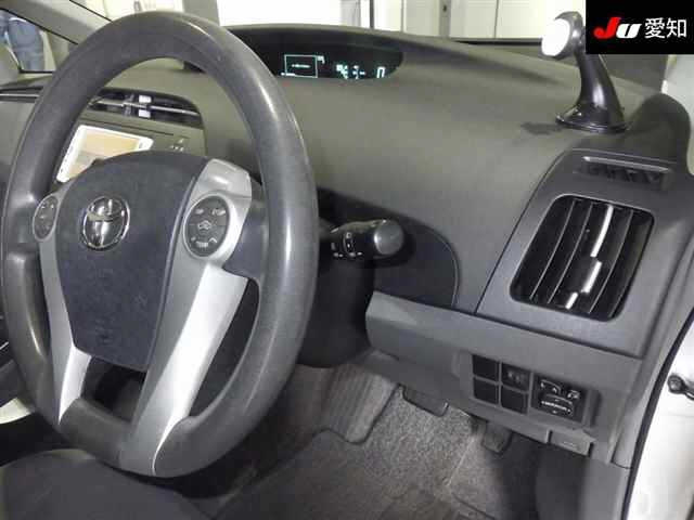 TOYOTA PRIUS 2010