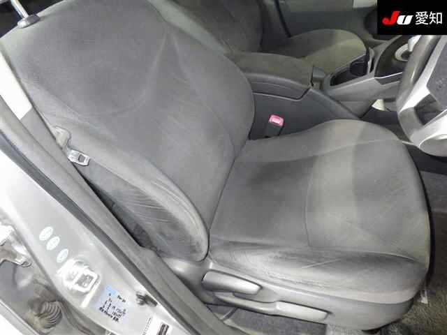 TOYOTA PRIUS 2010