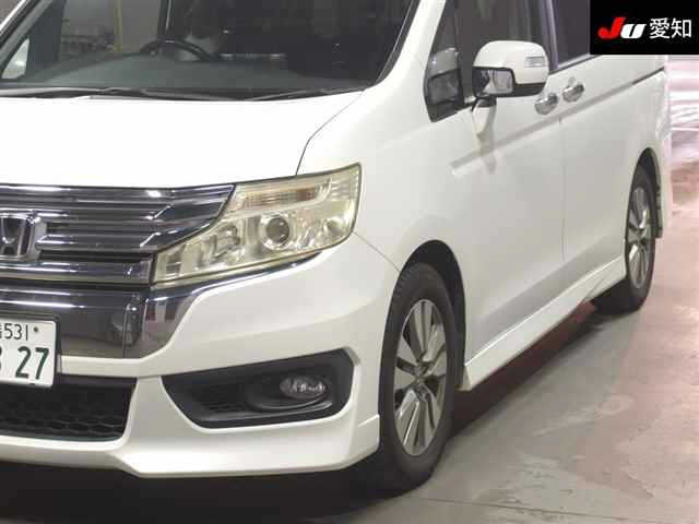 HONDA STEP WAGON 2012