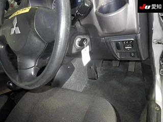 MITSUBISHI PAJERO MINI 2012