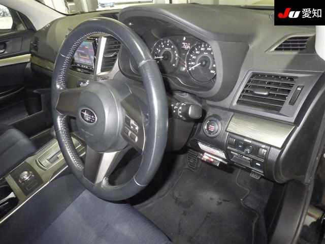 SUBARU LEGACY OUTBACK 2011