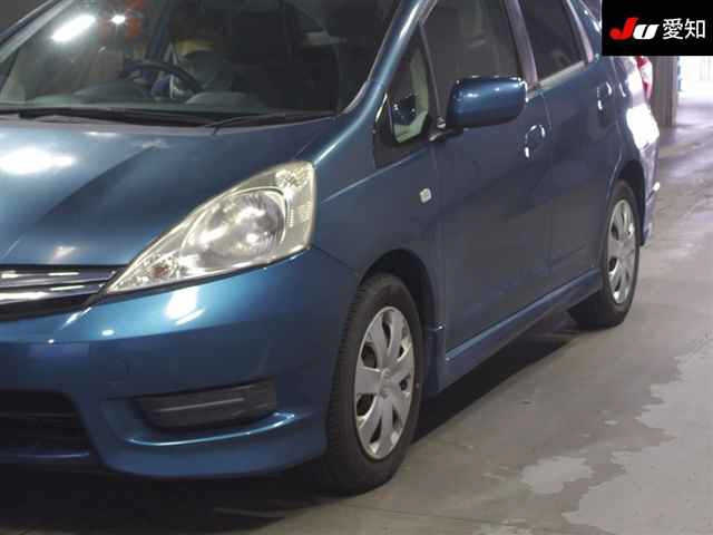 HONDA FIT SHUTTLE 2011