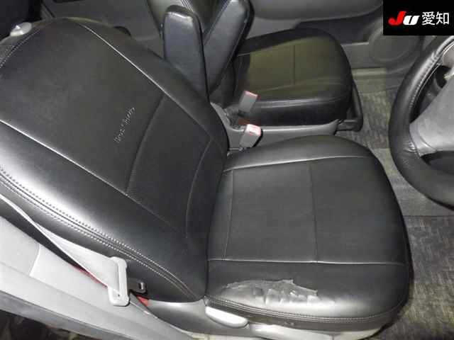 TOYOTA SIENTA 2014