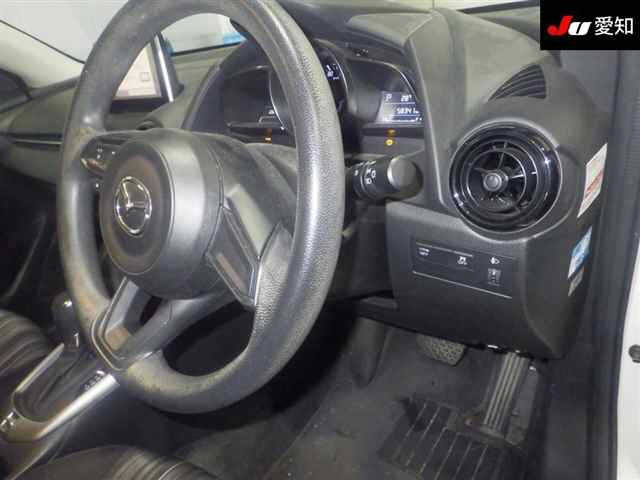 MAZDA DEMIO 2016