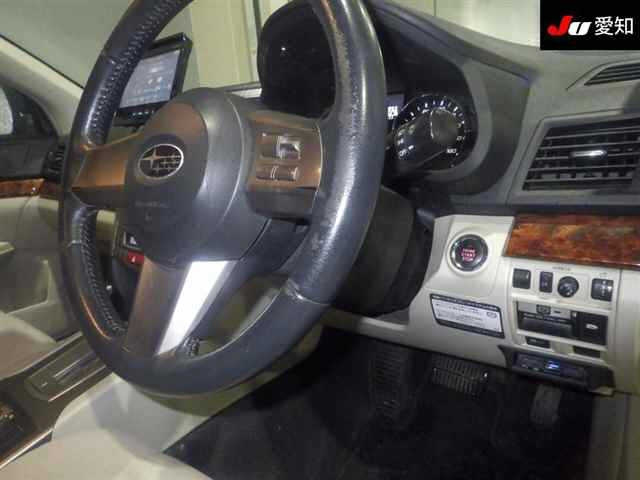 SUBARU LEGACY OUTBACK 2010