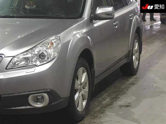 SUBARU LEGACY OUTBACK 2010