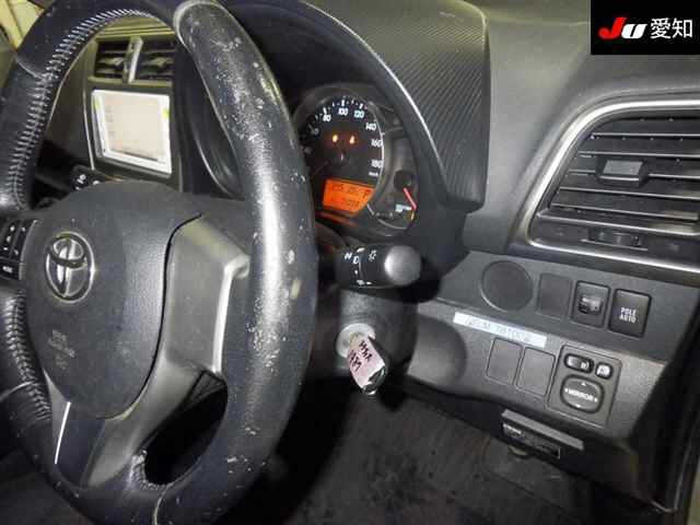 TOYOTA RACTIS 2013