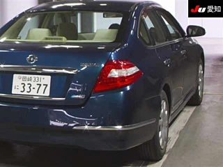 NISSAN TEANA 2010