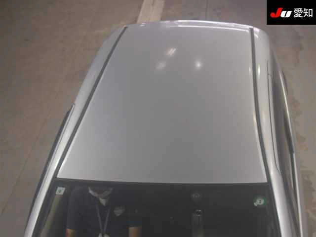 TOYOTA PORTE 2011