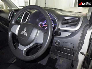 MITSUBISHI DELICA D2 2014