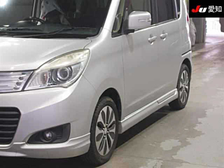 MITSUBISHI DELICA D2 2014